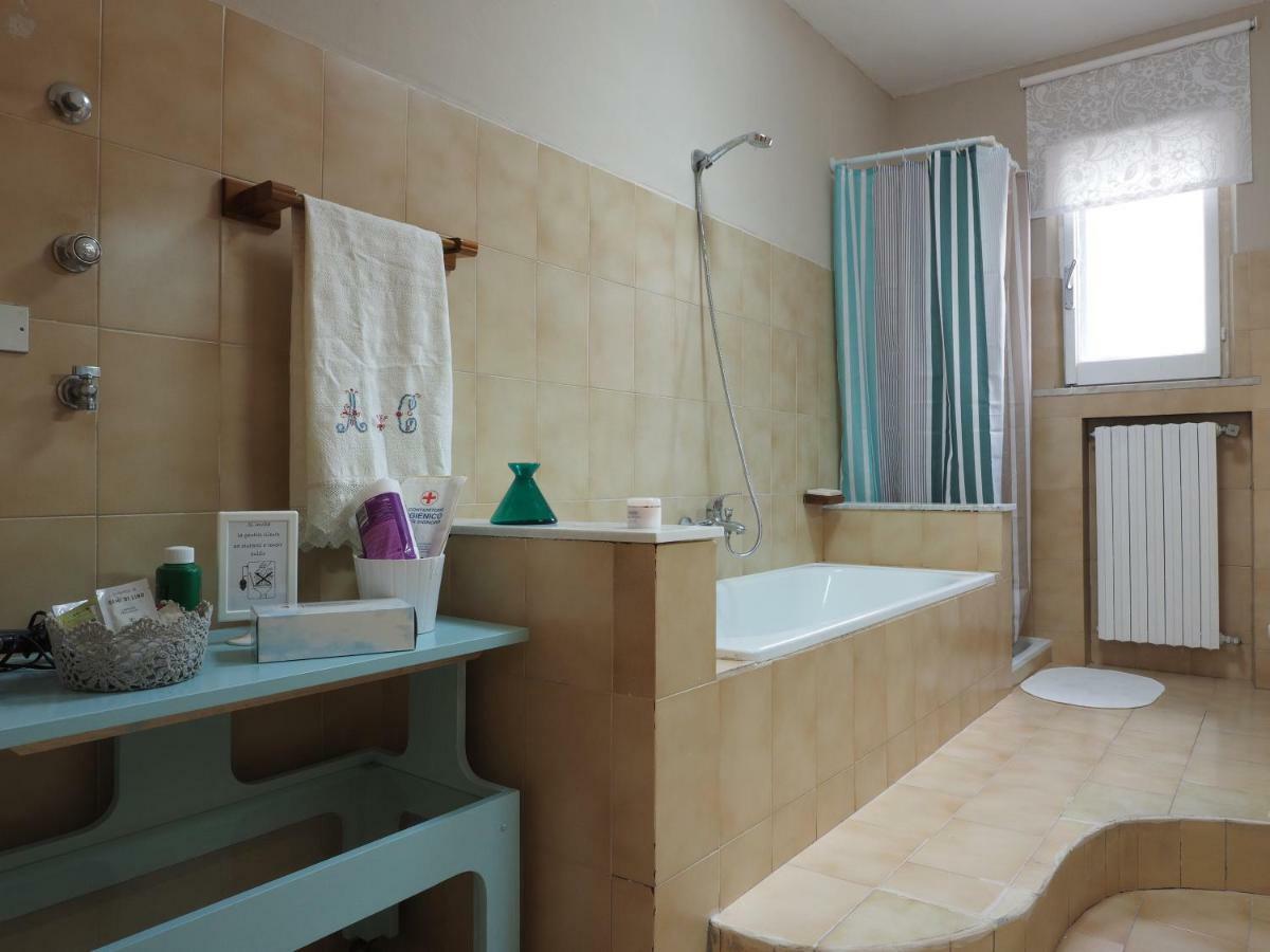 Domus Tua Panzió Pietrelcina Kültér fotó